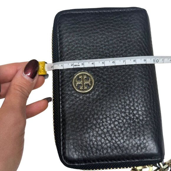 Tory Burch Robinson Pebbled Leather Wristlet Wallet – Like New, Black - Picture 5 of 11